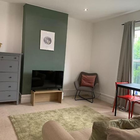 2 Double Bedroom Flat, Central Location Bristol Exterior foto